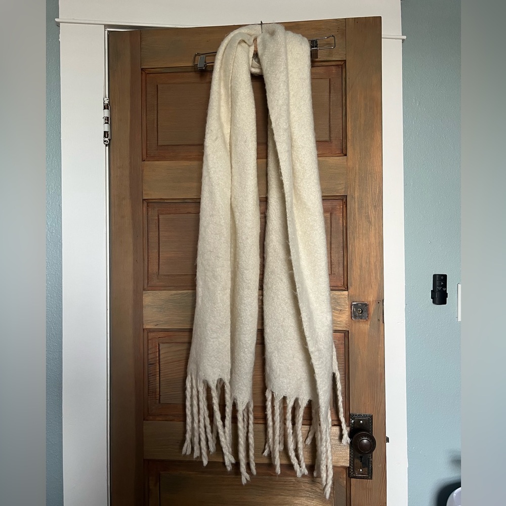 Free People Cream Knit Scarf - Picture 2 of 3